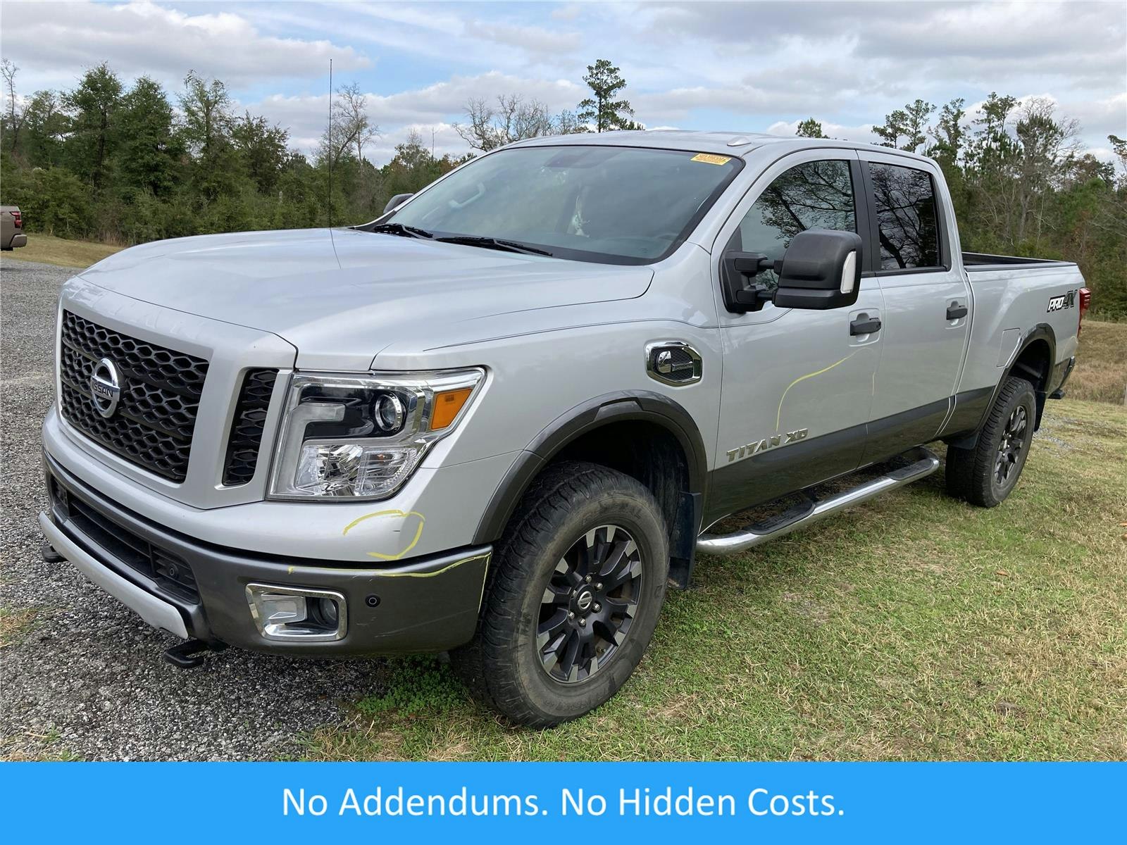 2018 Nissan Titan XD PRO-4X (MN31196SP) Main Image