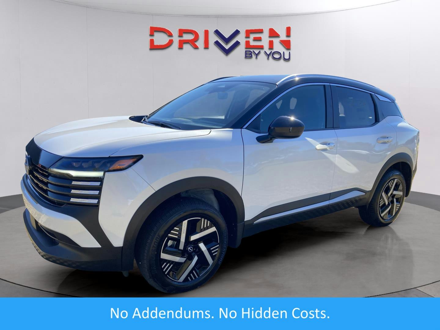 2026 Nissan Kicks SV (MN45193) Main Image