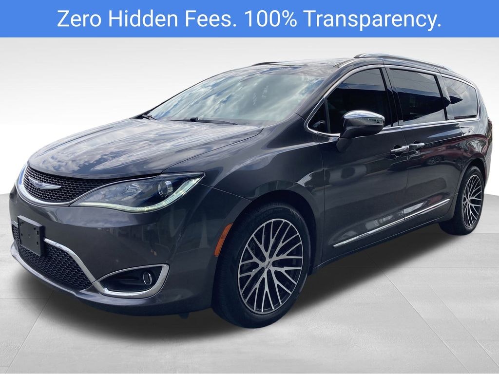 2020 Chrysler Pacifica Limited (MG71383T) Main Image