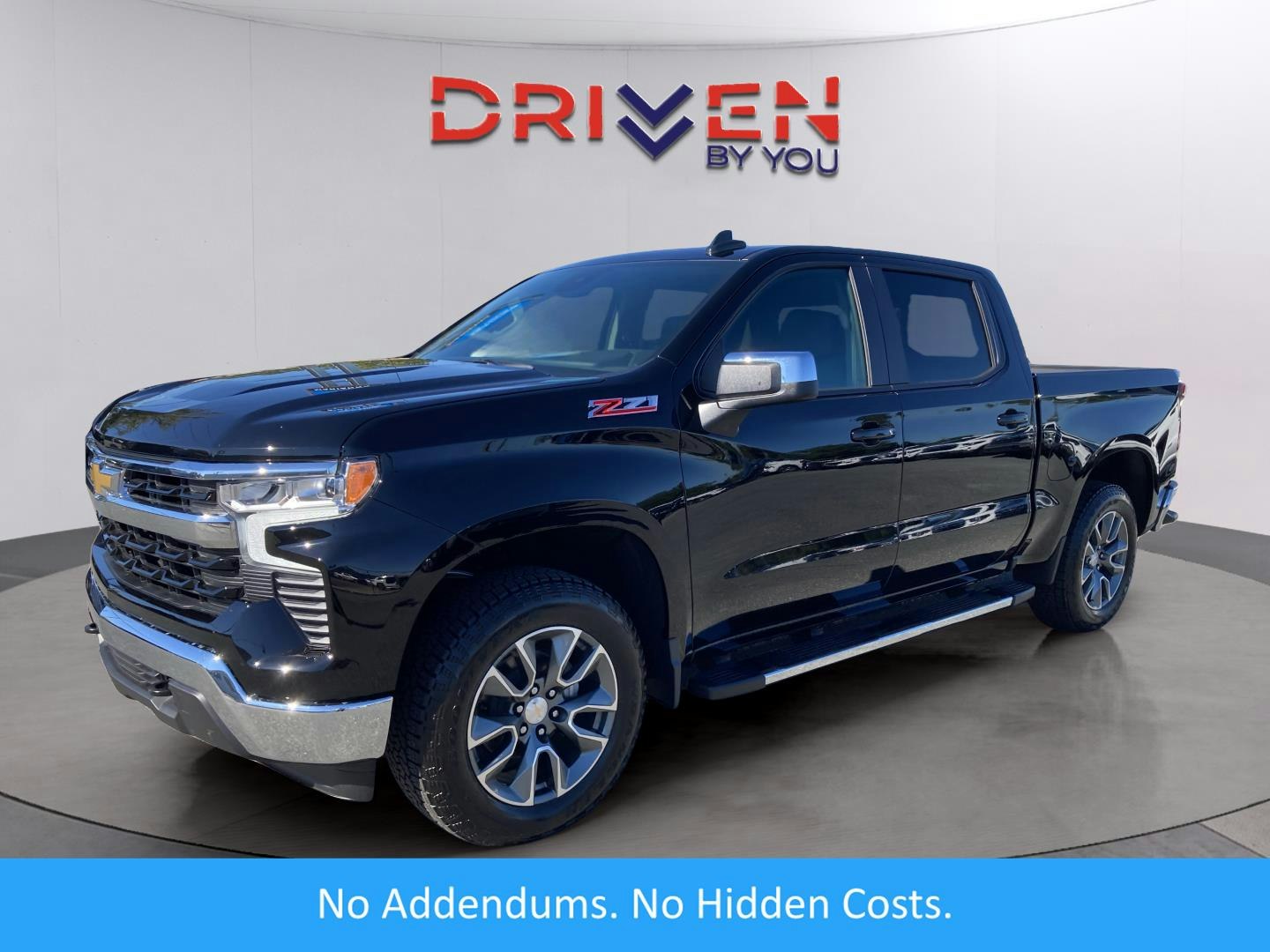 2026 Chevrolet Silverado 1500 LT (MG09229) Main Image