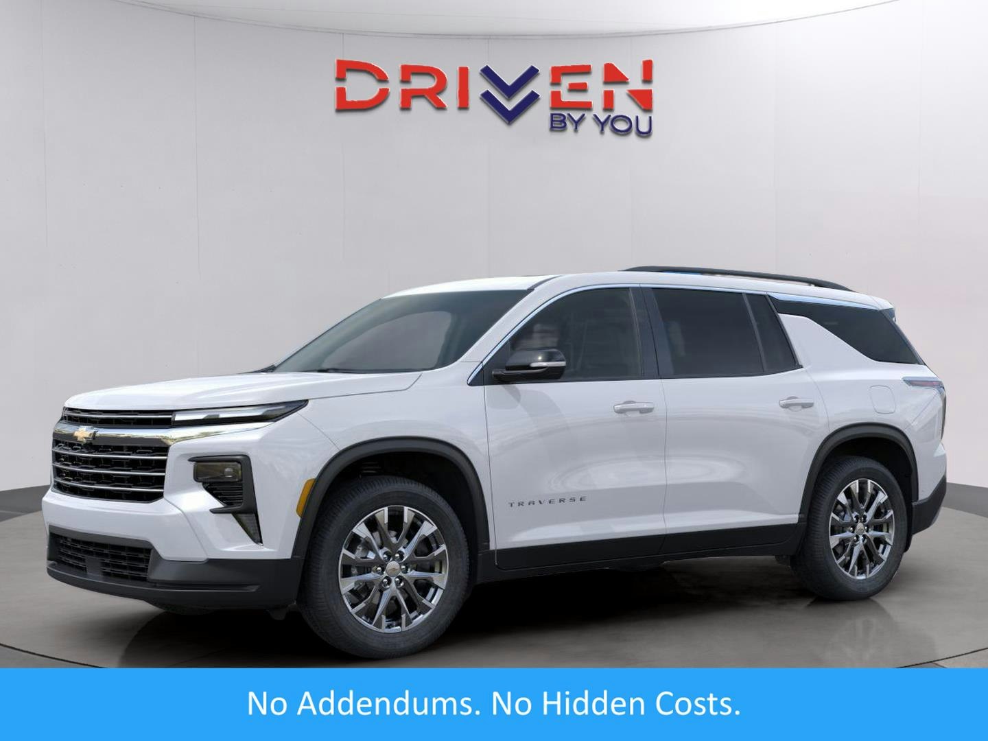 2026 Chevrolet Traverse FWD LT (MG68646) Main Image