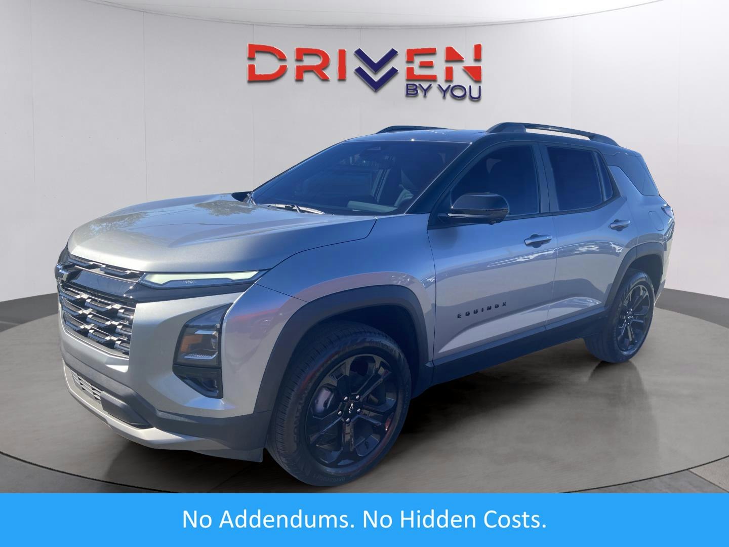 2026 Chevrolet Equinox FWD LT (MG04438) Main Image