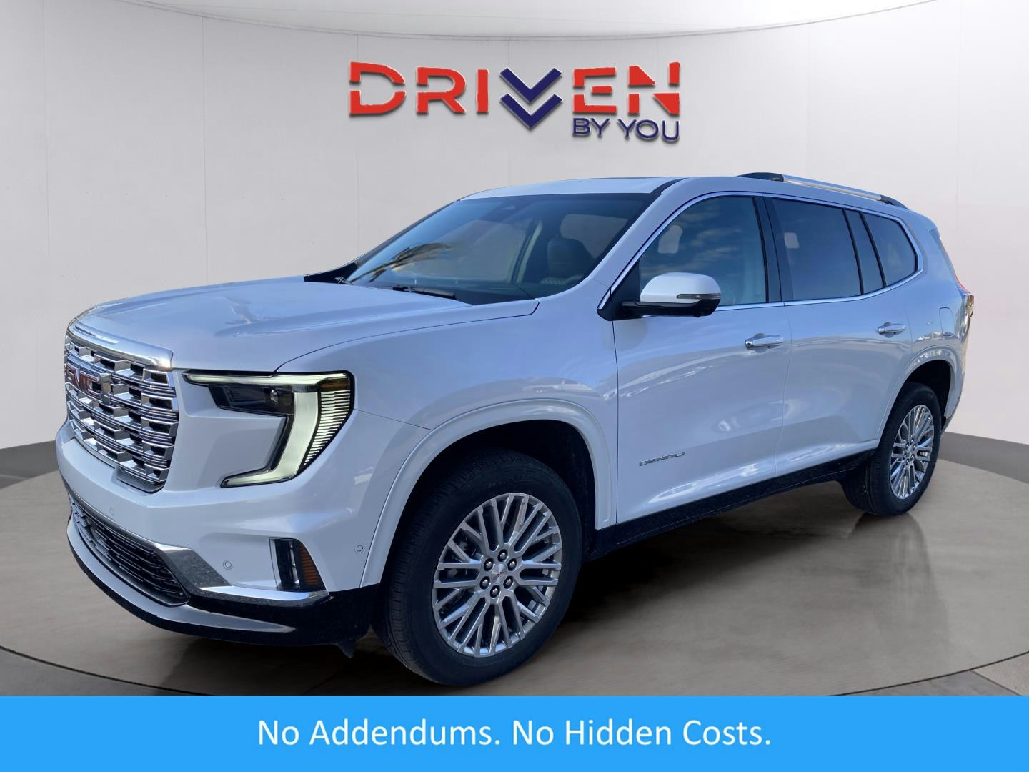 2026 GMC Acadia FWD Denali (MG34220) Main Image