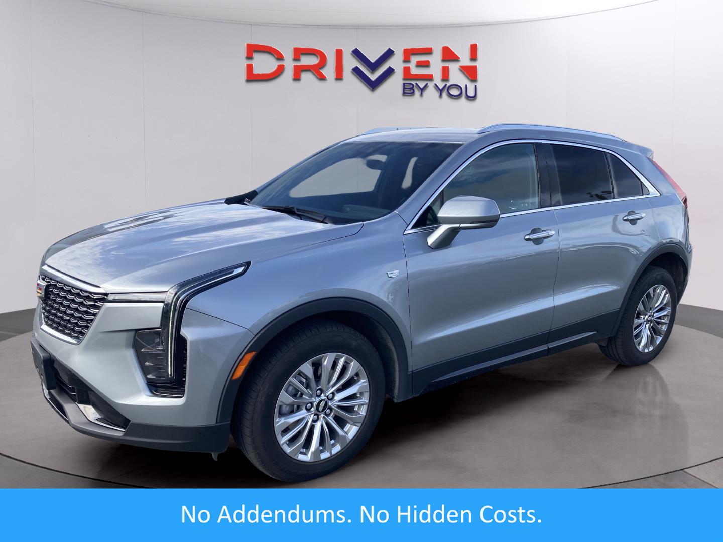 2024 Cadillac XT4 FWD Premium Luxury (MG42845SA) Main Image