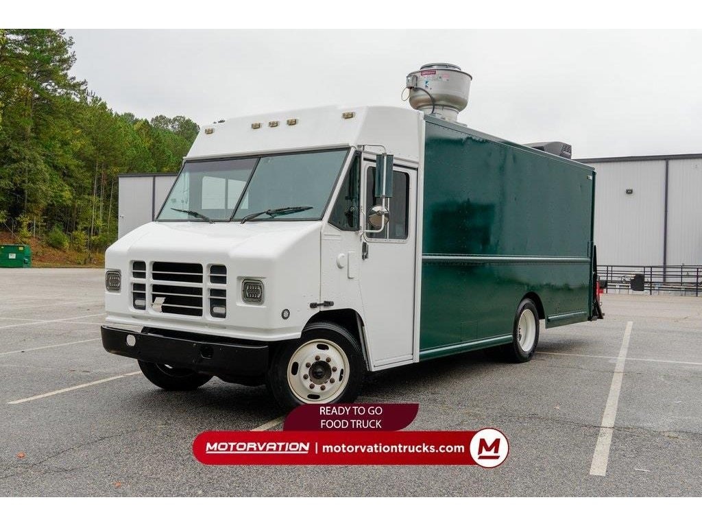 2001 International 1000 SEIRES Food Truck (5860) Main Image
