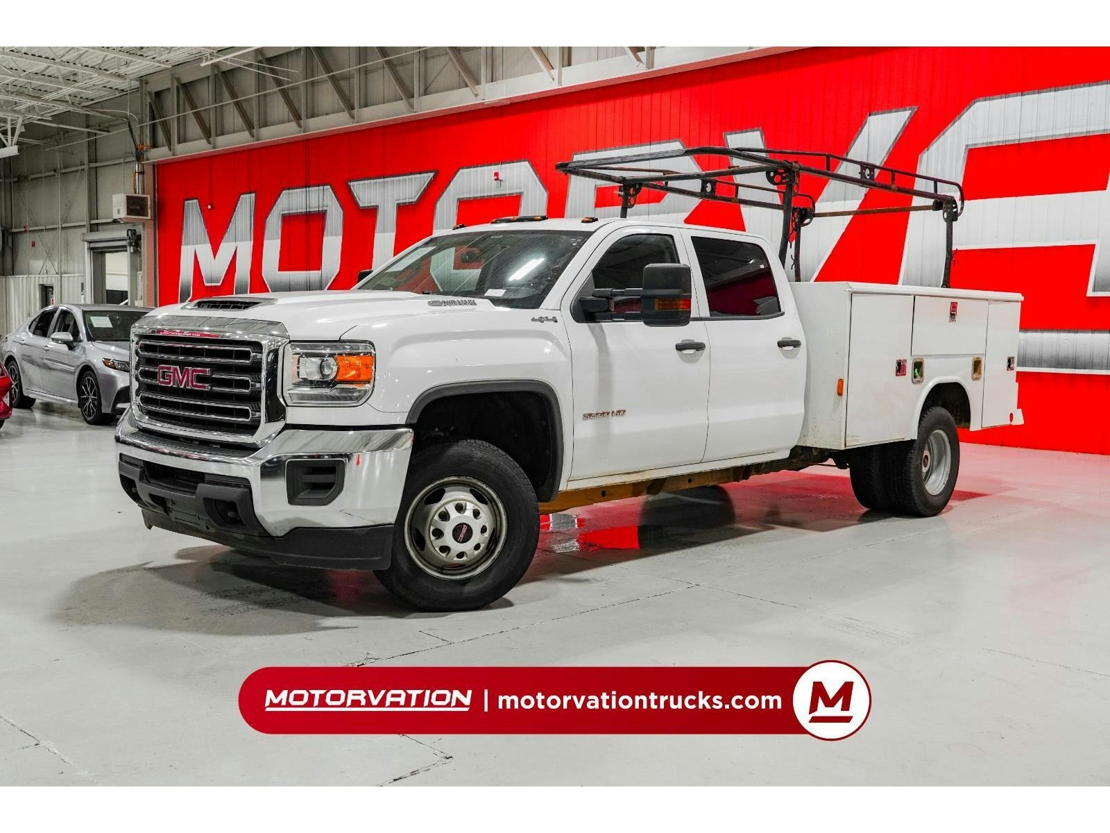 2019 GMC Sierra 3500HD (6690) Main Image