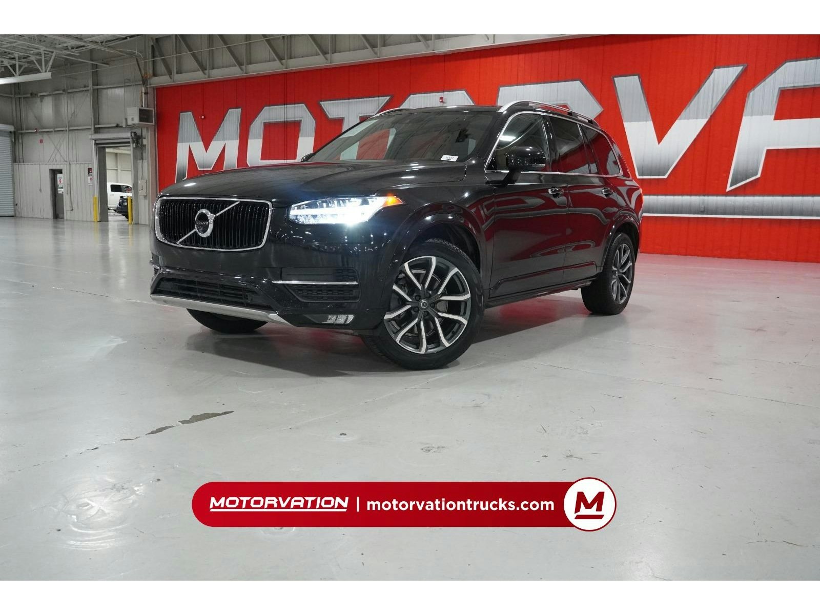 2018 Volvo XC90 Momentum (7022) Main Image