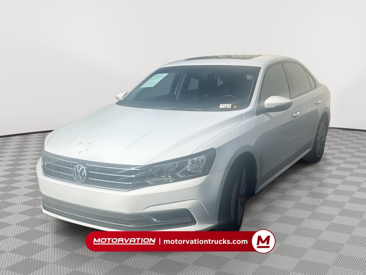 2019 Volkswagen Passat 2.0T Wolfsburg Edition (7267) Main Image