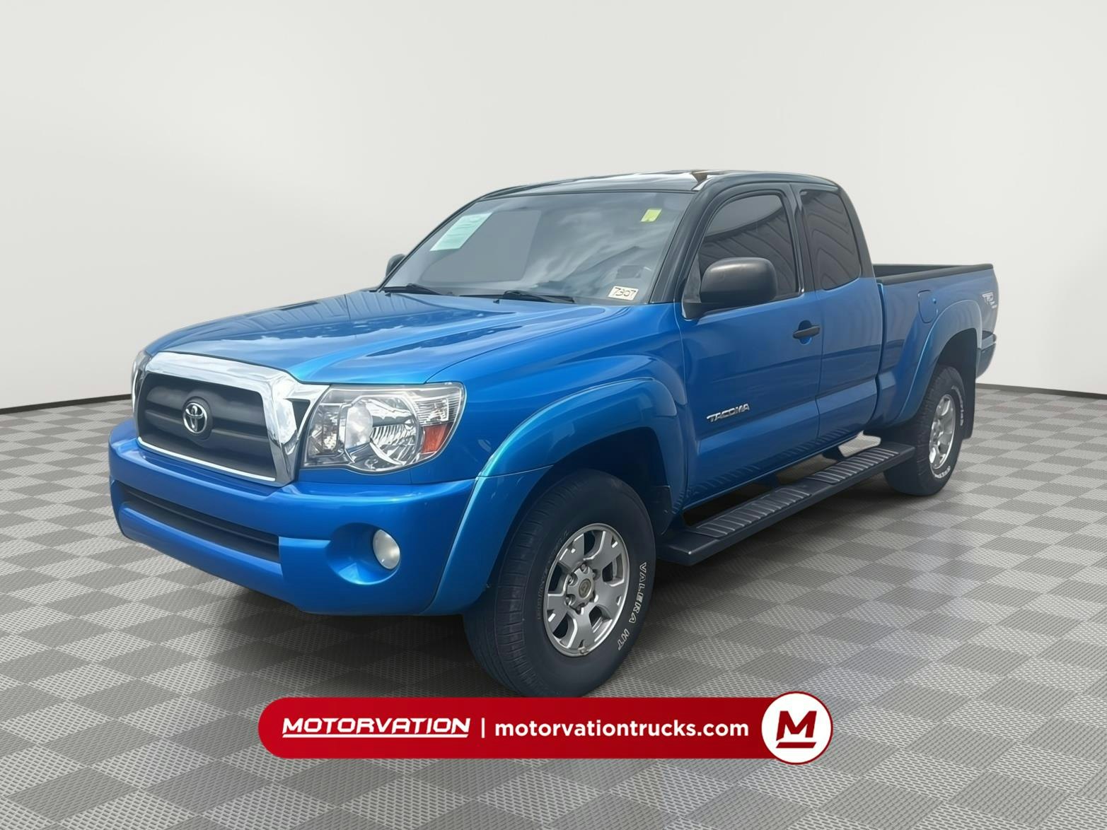 2005 Toyota Tacoma PreRunner (7307) Main Image