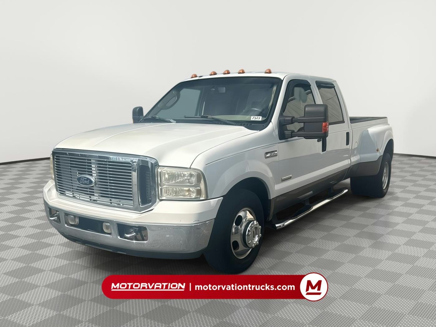 2007 Ford Super Duty F-350 DRW Lariat (7321) Main Image