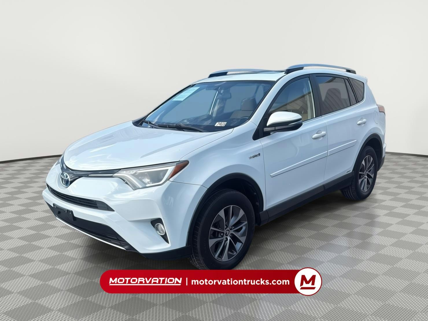 2016 Toyota RAV4 Hybrid XLE (7468) Main Image