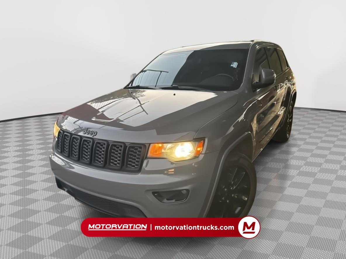 2019 Jeep Grand Cherokee Altitude (7569) Main Image