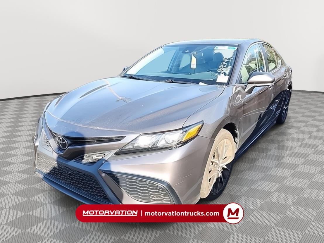 2022 Toyota Camry SE (7733) Main Image