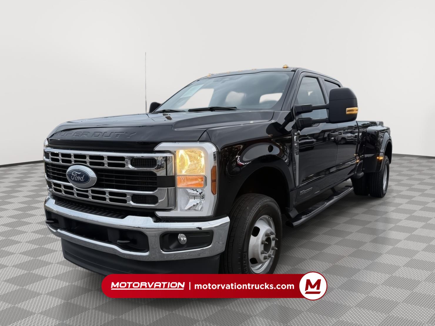 2024 Ford Super Duty F-350 XLT (7827) Main Image
