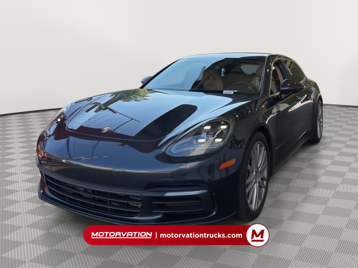 2018 Porsche Panamera 4 (8242) Main Image