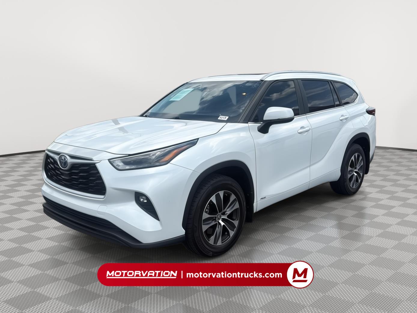 2024 Toyota Highlander Hybrid XLE (8259) Main Image