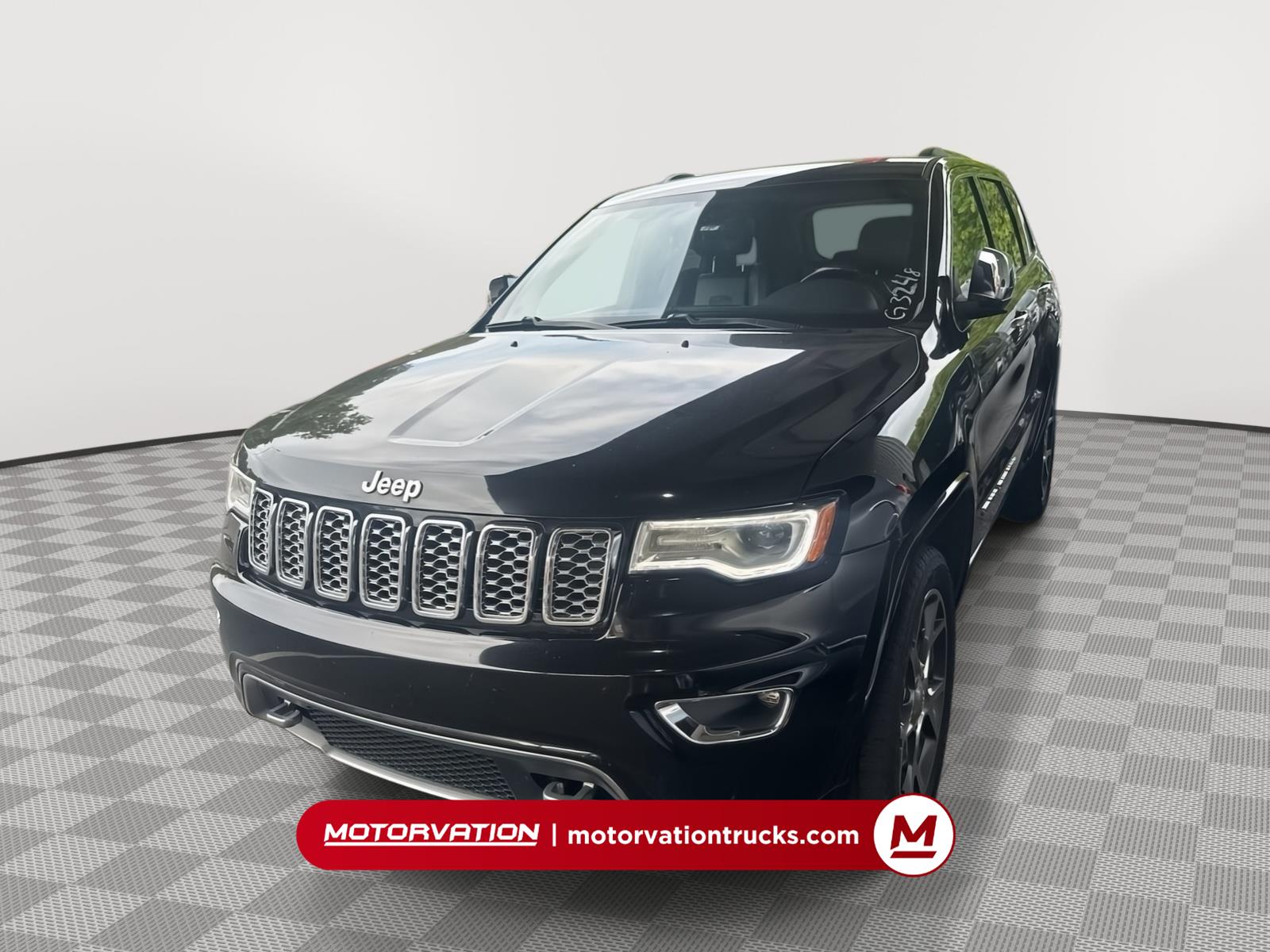 2019 Jeep Grand Cherokee Overland 4WD's photo