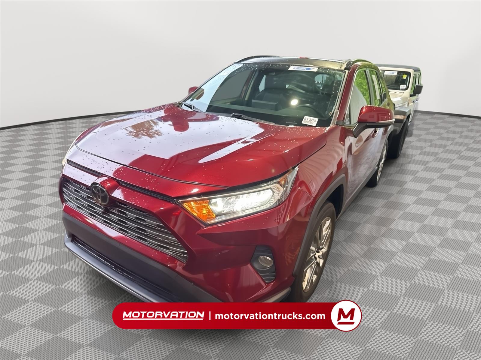 2019 Toyota RAV4 Limited (8284) Main Image
