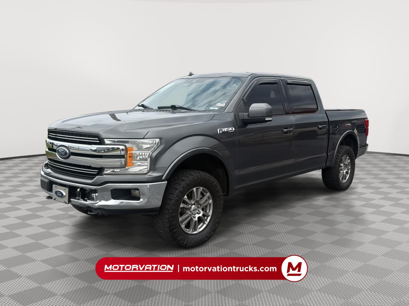 2019 Ford F-150 LARIAT (8215A) Main Image