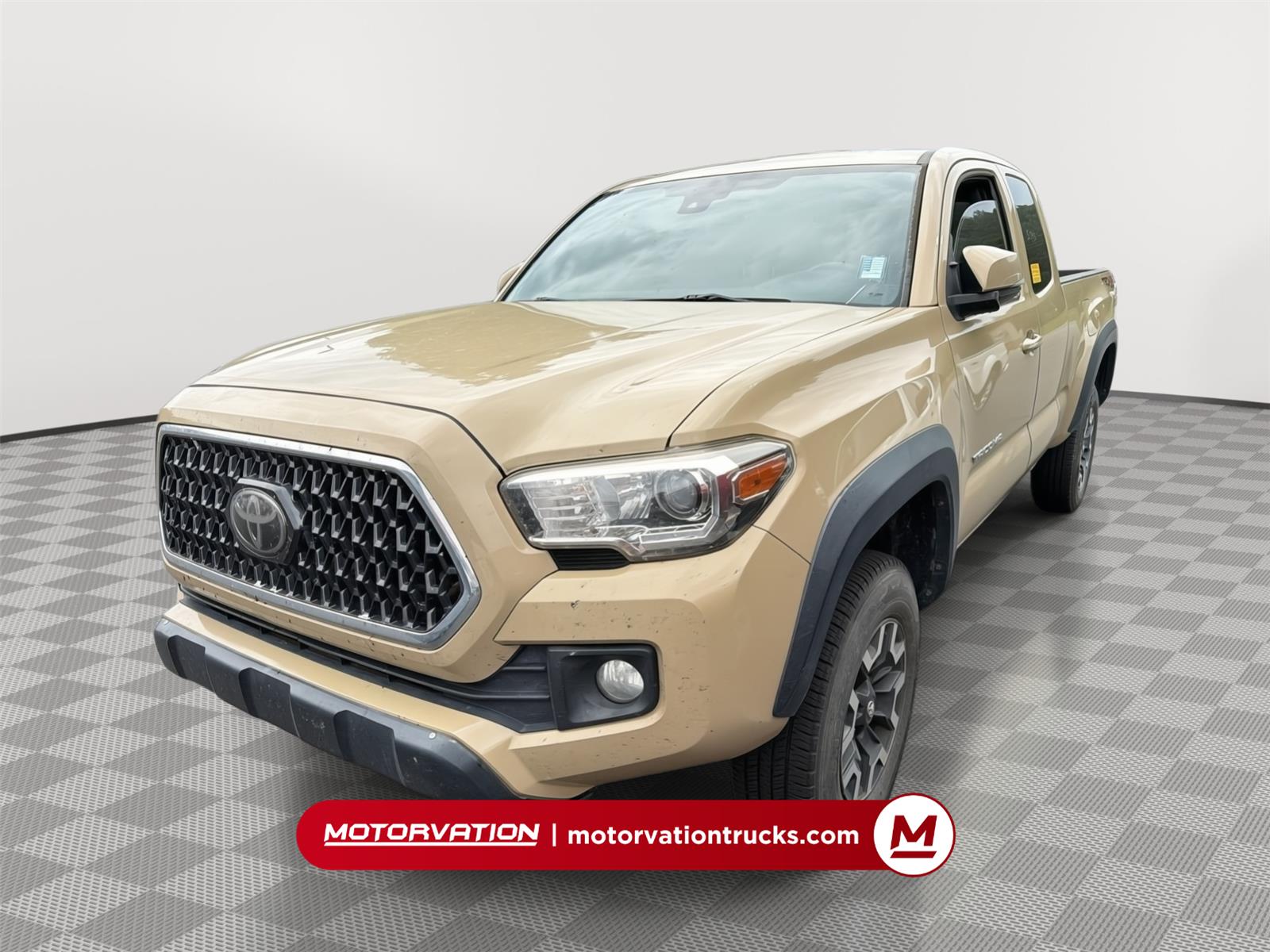 2018 Toyota Tacoma TRD Off-Road (AA18) Main Image