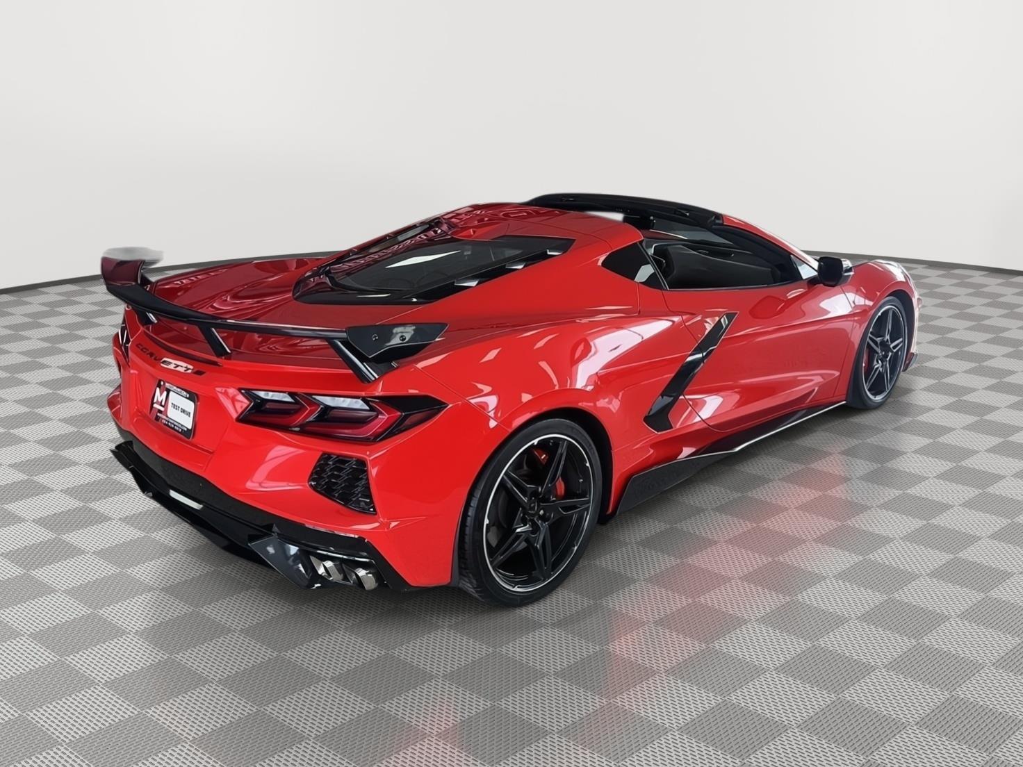 2020 Chevrolet Corvette 3LT - Photo 8