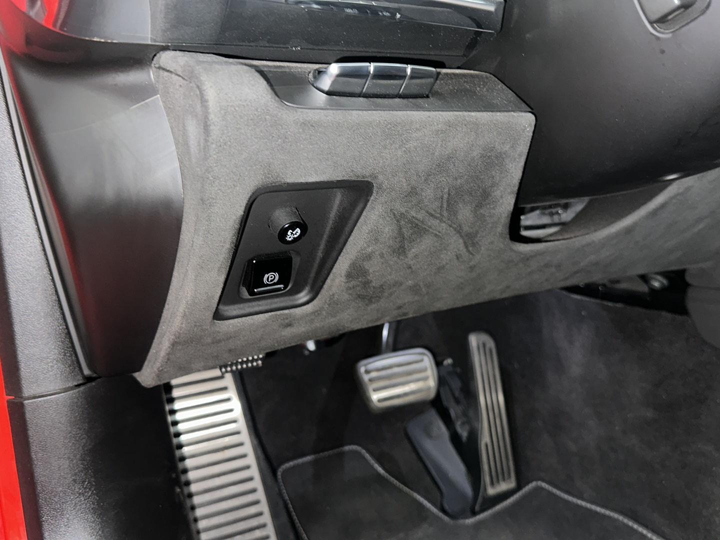 2020 Chevrolet Corvette 3LT - Photo 20