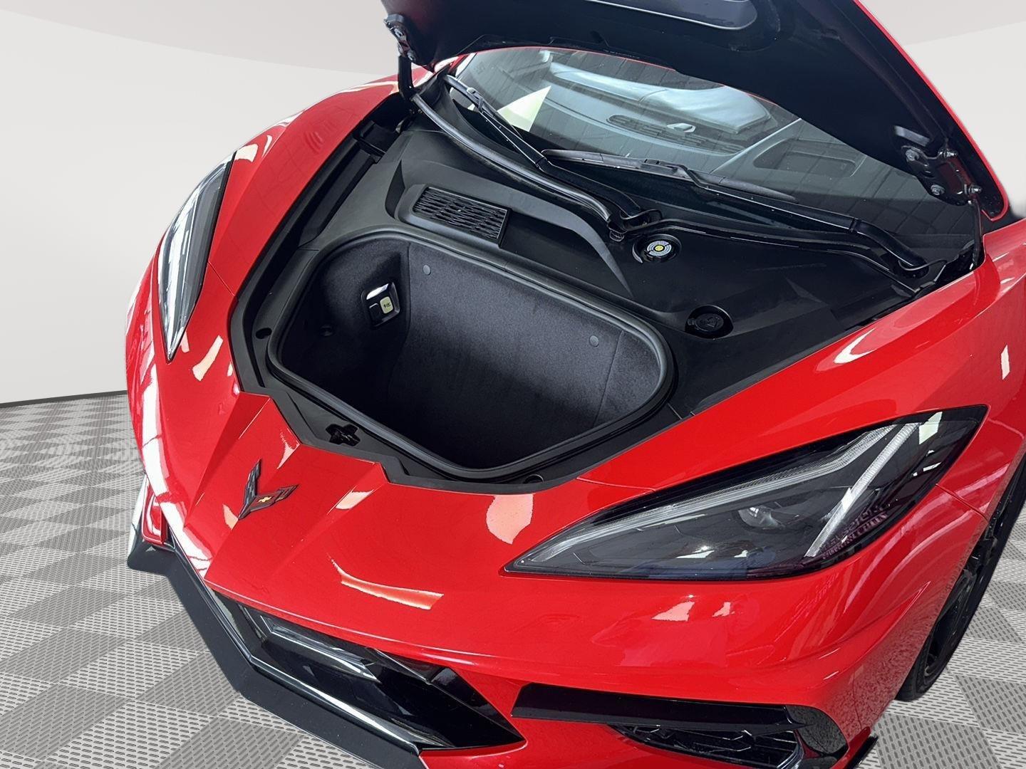 2020 Chevrolet Corvette 3LT - Photo 32