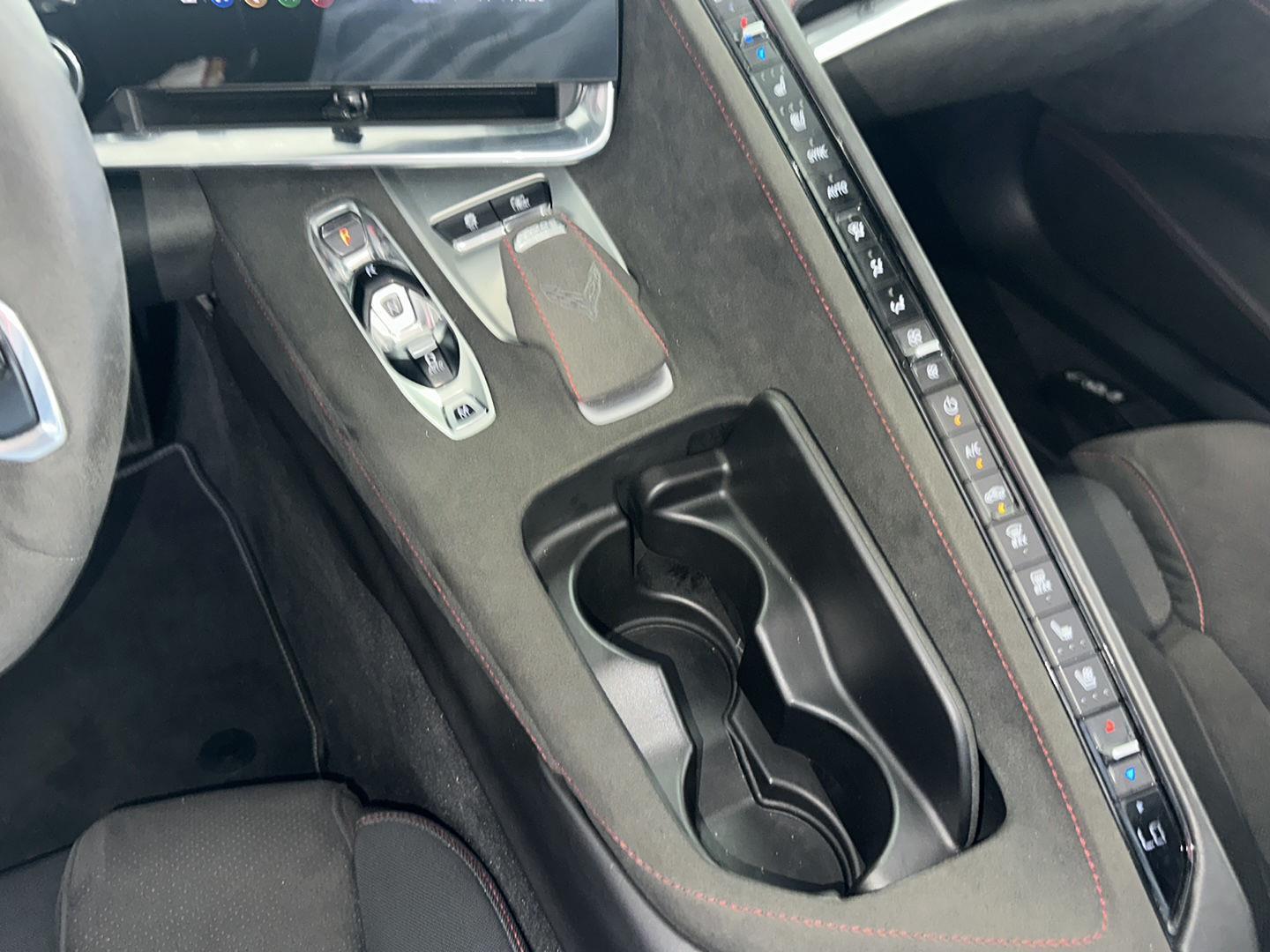 2020 Chevrolet Corvette 3LT - Photo 37