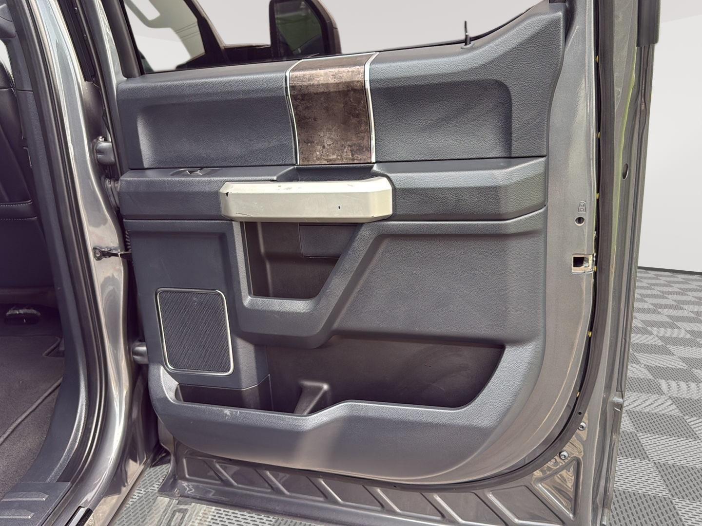 2022 Ford F-250 Super Duty Lariat - Photo 45