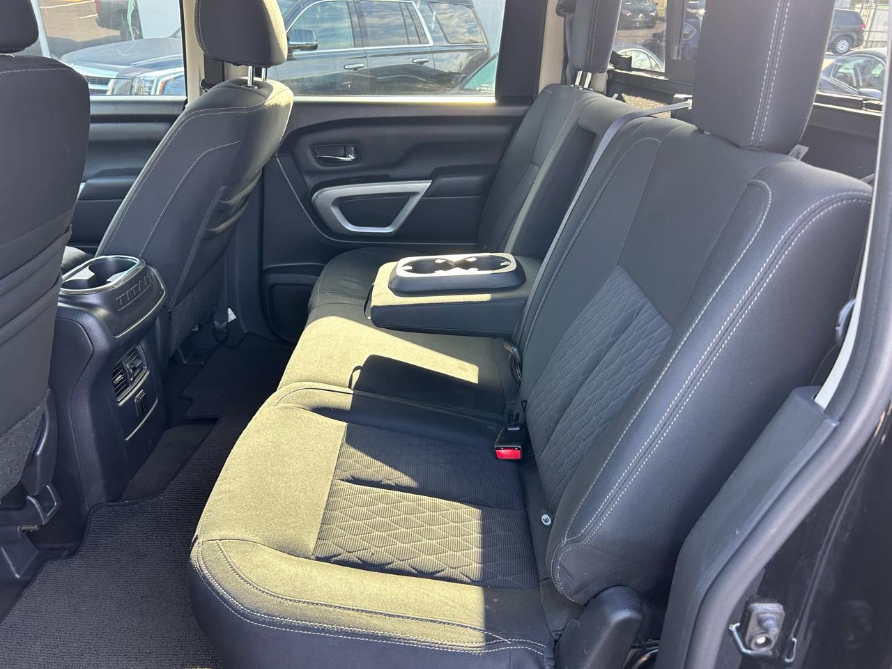 2018 Nissan Titan SV - Photo 23