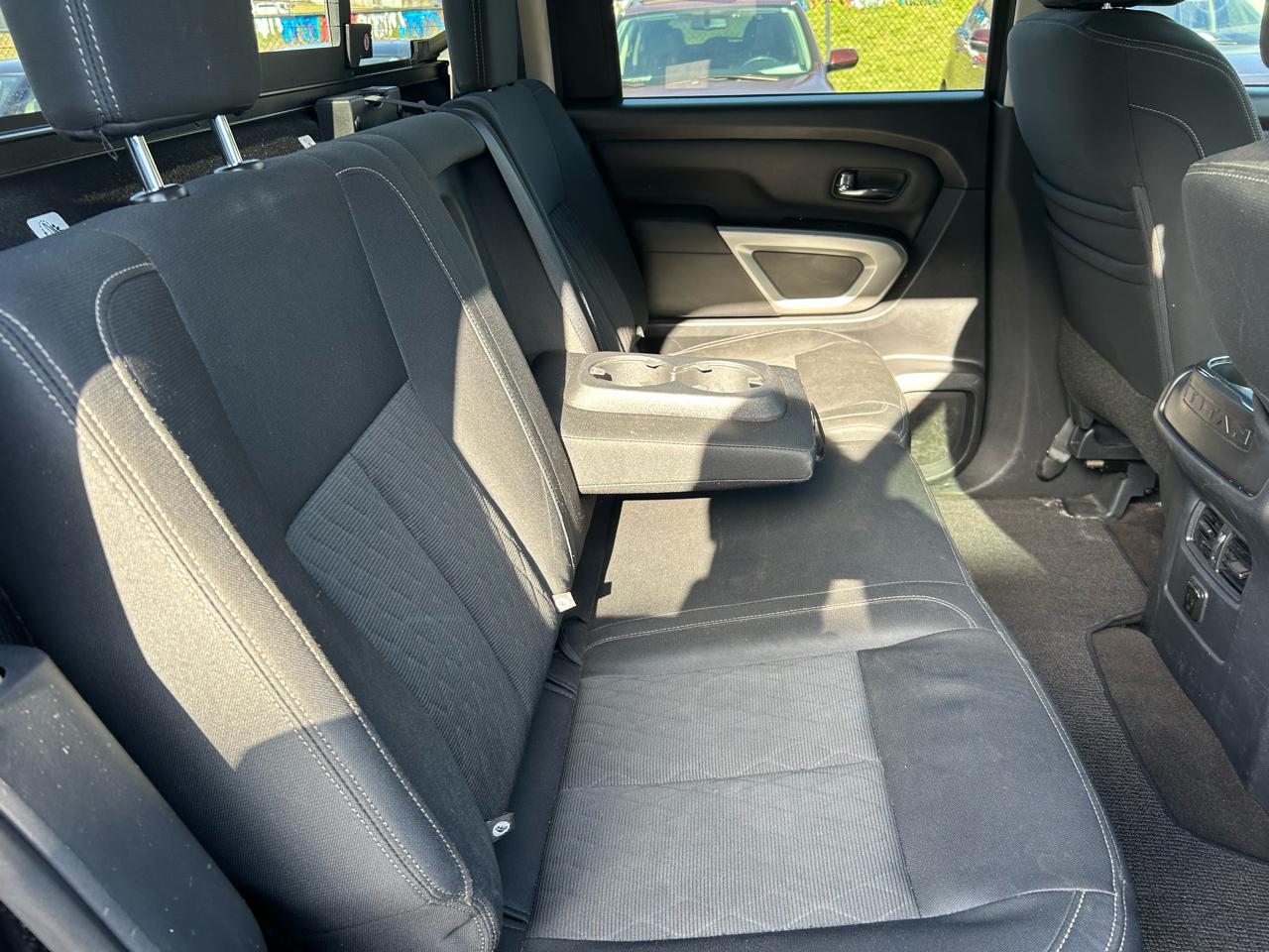 2018 Nissan Titan SV - Photo 26