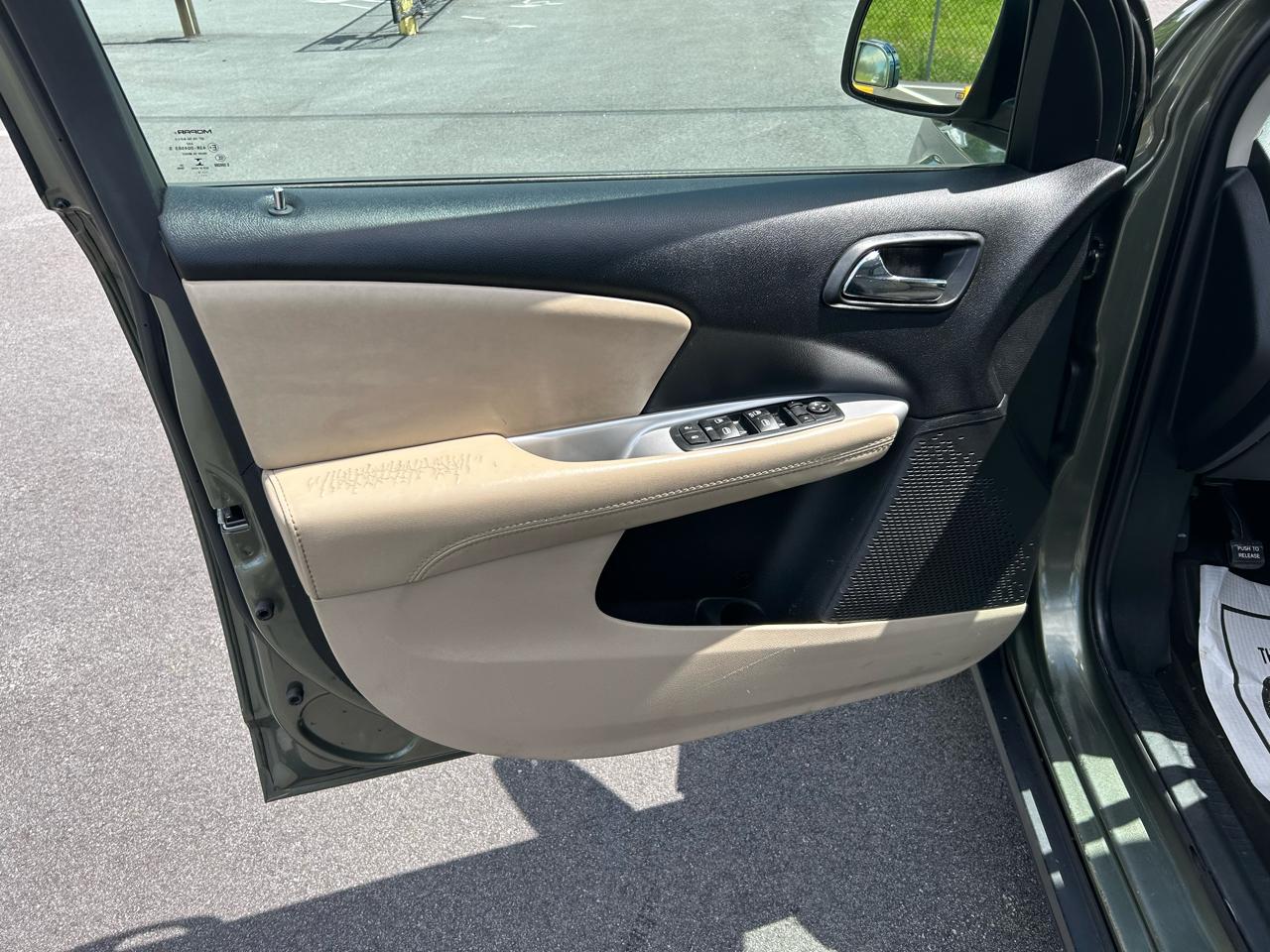 2019 Dodge Journey SE - Photo 15