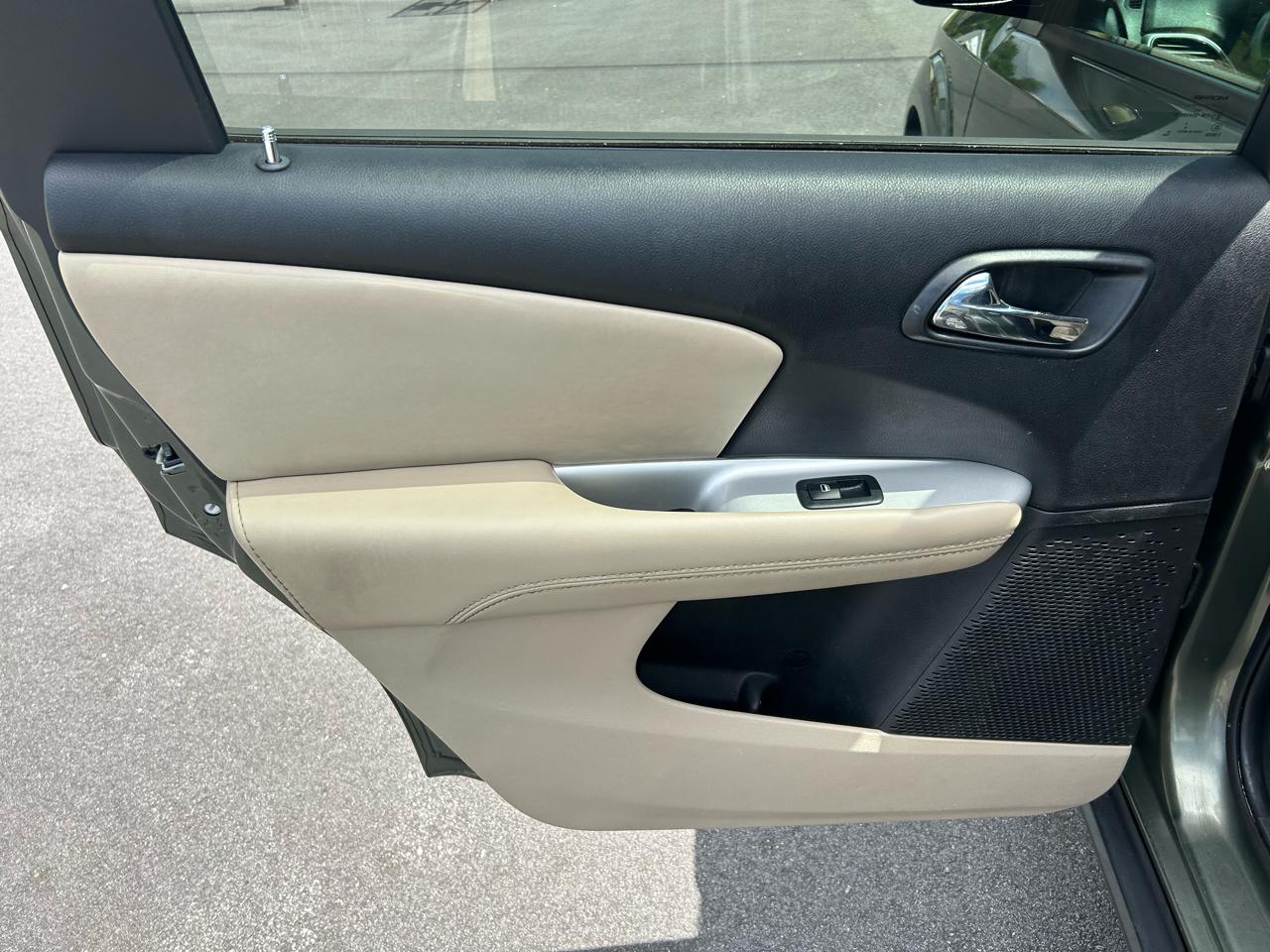 2019 Dodge Journey SE - Photo 21