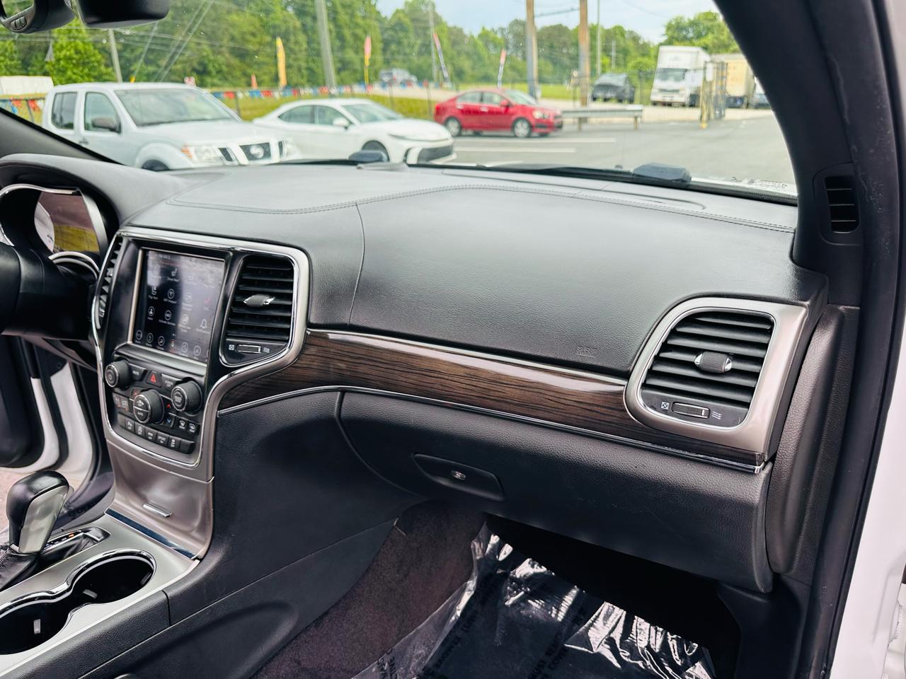 2018 Jeep Grand Cherokee Overland - Photo 47