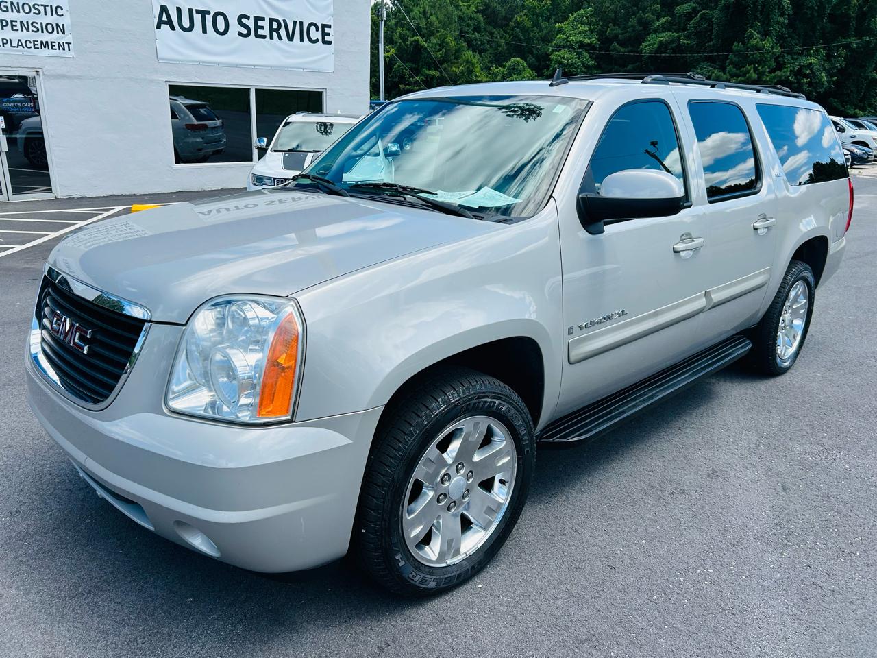 2009 GMC Yukon 2WD 1/2 Ton SLT1 (4SA)'s photo