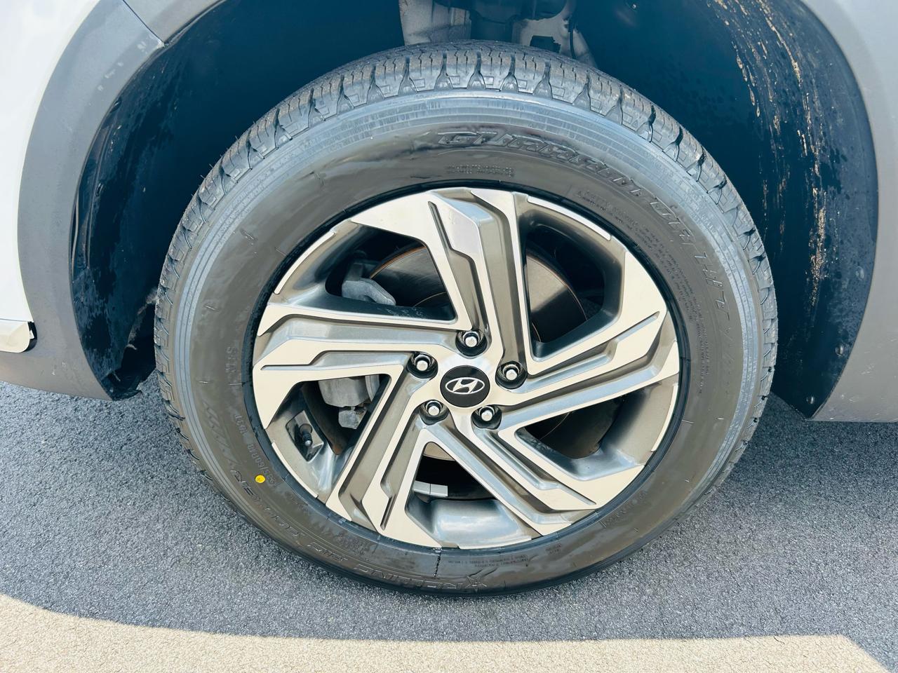 2021 Hyundai Santa Fe SEL - Photo 9