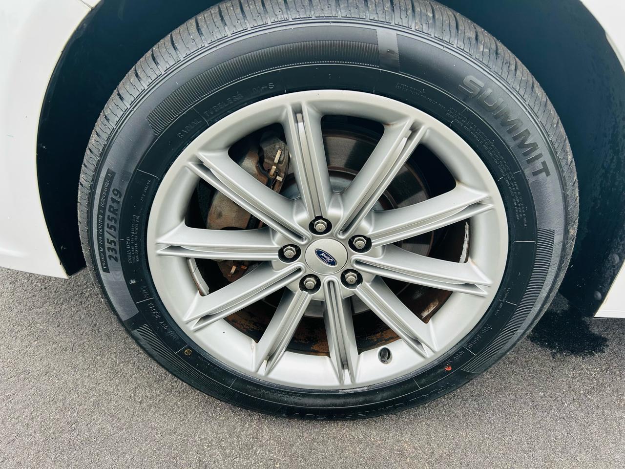 2019 Ford Flex Limited - Photo 9
