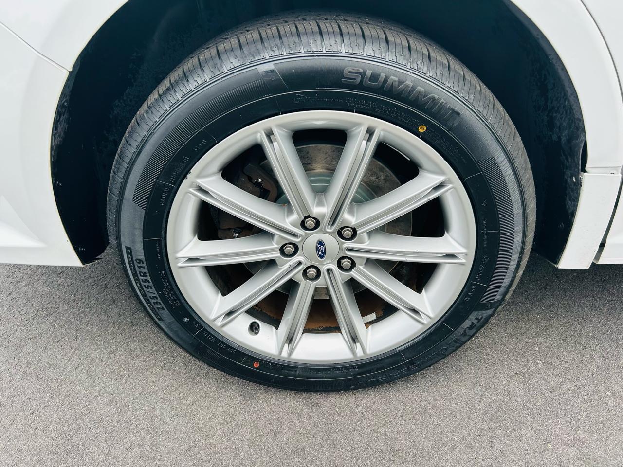 2019 Ford Flex Limited - Photo 11