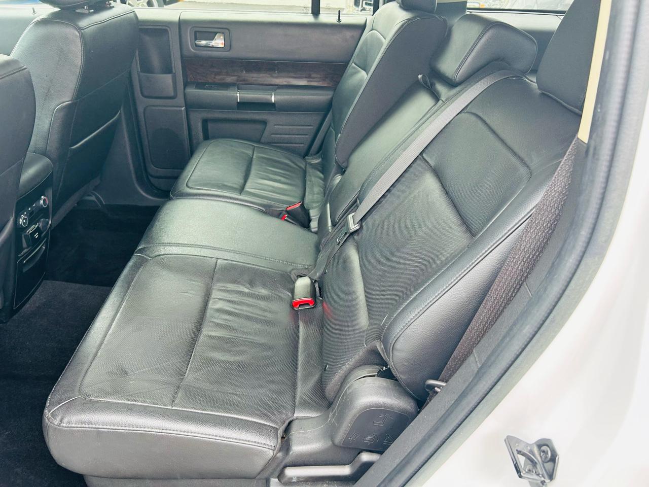 2019 Ford Flex Limited - Photo 23