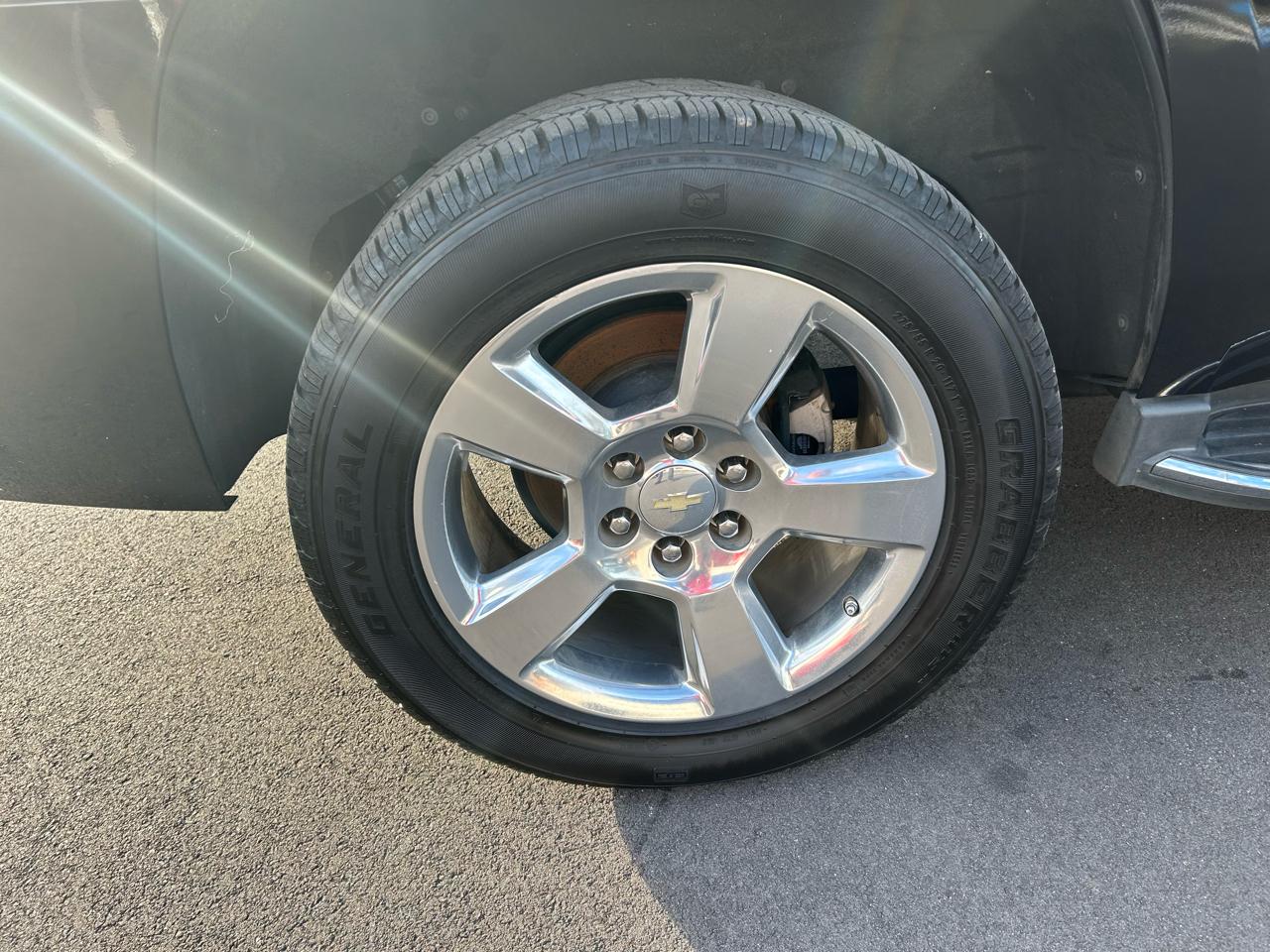 2017 Chevrolet Tahoe Premier - Photo 12