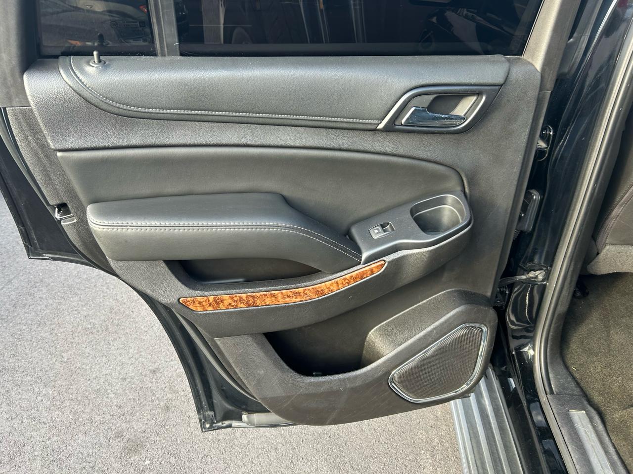 2017 Chevrolet Tahoe Premier - Photo 23