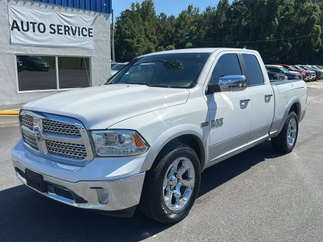 2017 Ram 1500 Laramie Quad Cab 4x2 6'4" Box 
