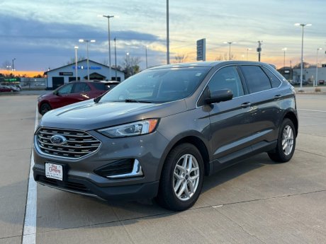 2022 Ford Edge SEL 