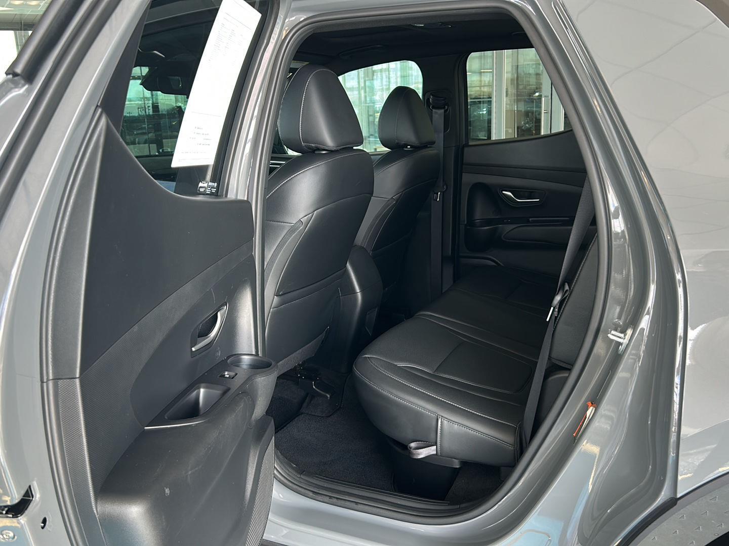 2024 Hyundai Santa Cruz Night - Photo 17