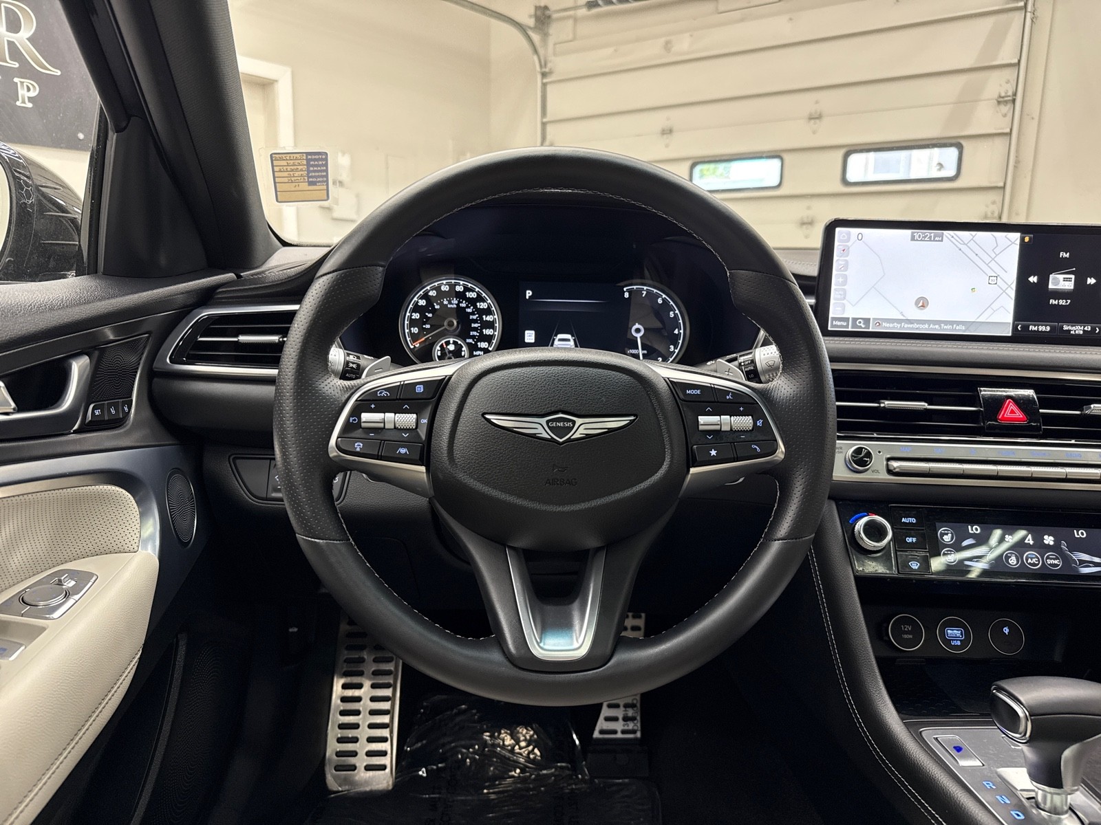 2024 GENESIS G70 Standard - Photo 11
