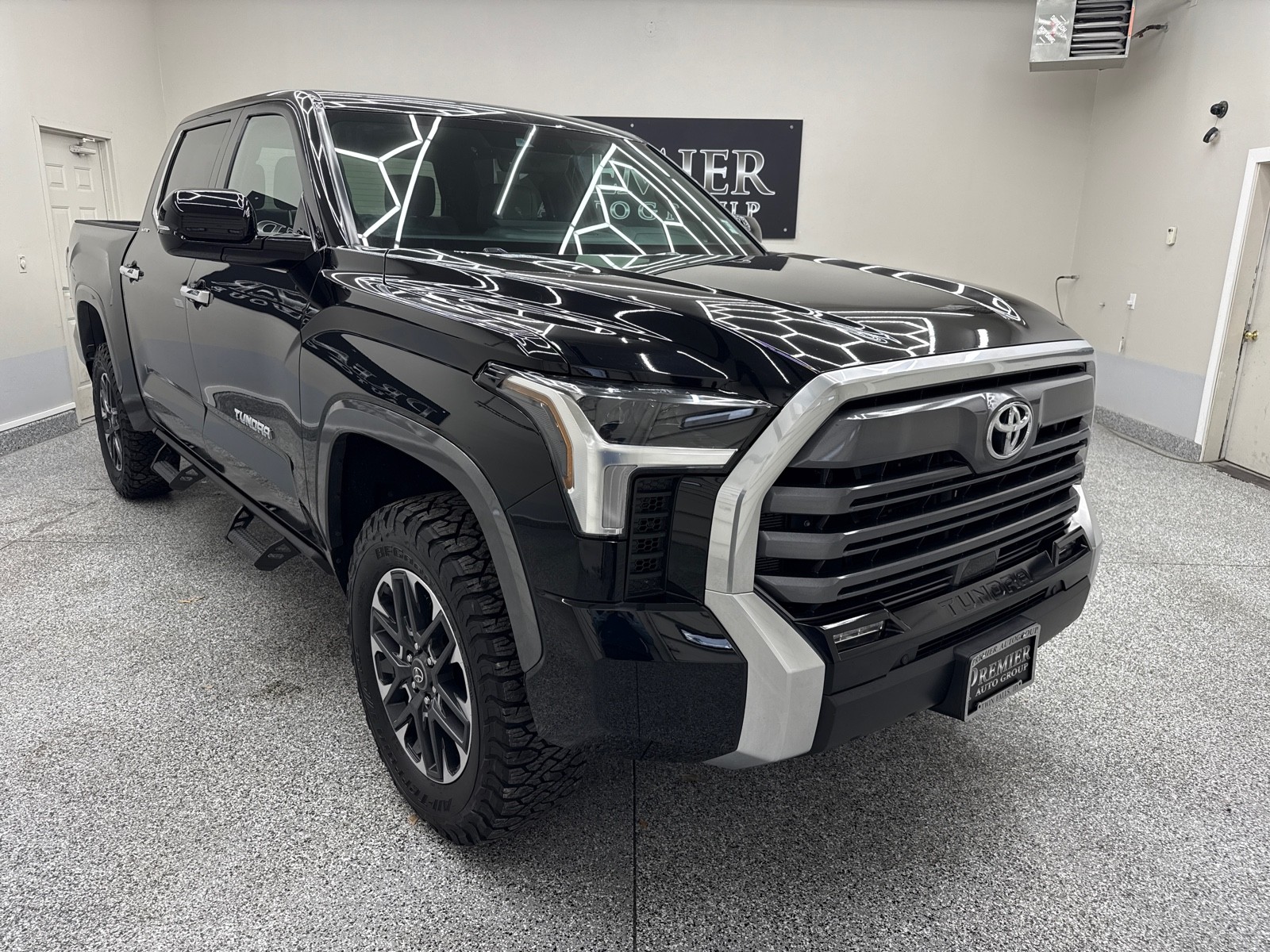 2025 Toyota Tundra Limited 3.4L 4WD CrewMax 5.5' Bed's photo