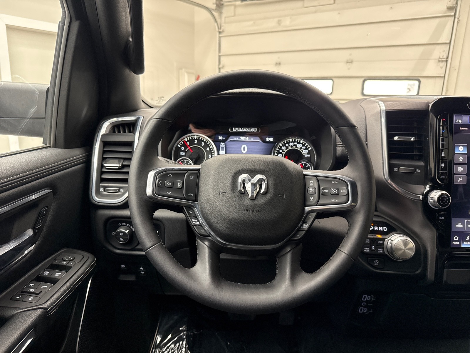 2025 RAM Ram 1500 Pickup Laramie - Photo 11