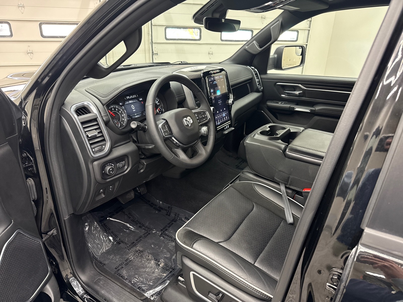 2025 RAM Ram 1500 Pickup Laramie - Photo 12
