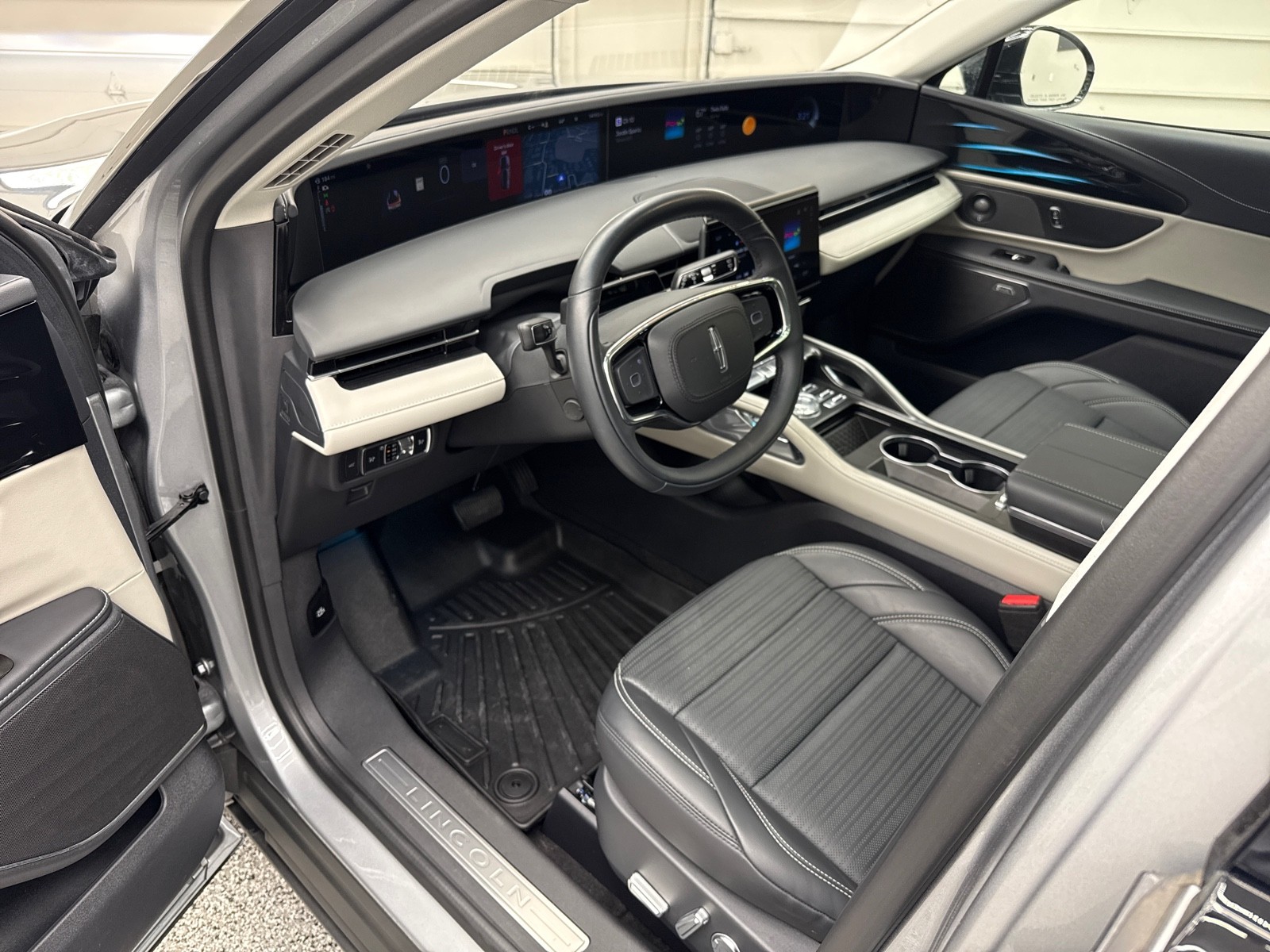 2024 Lincoln Nautilus Reserve - Photo 14