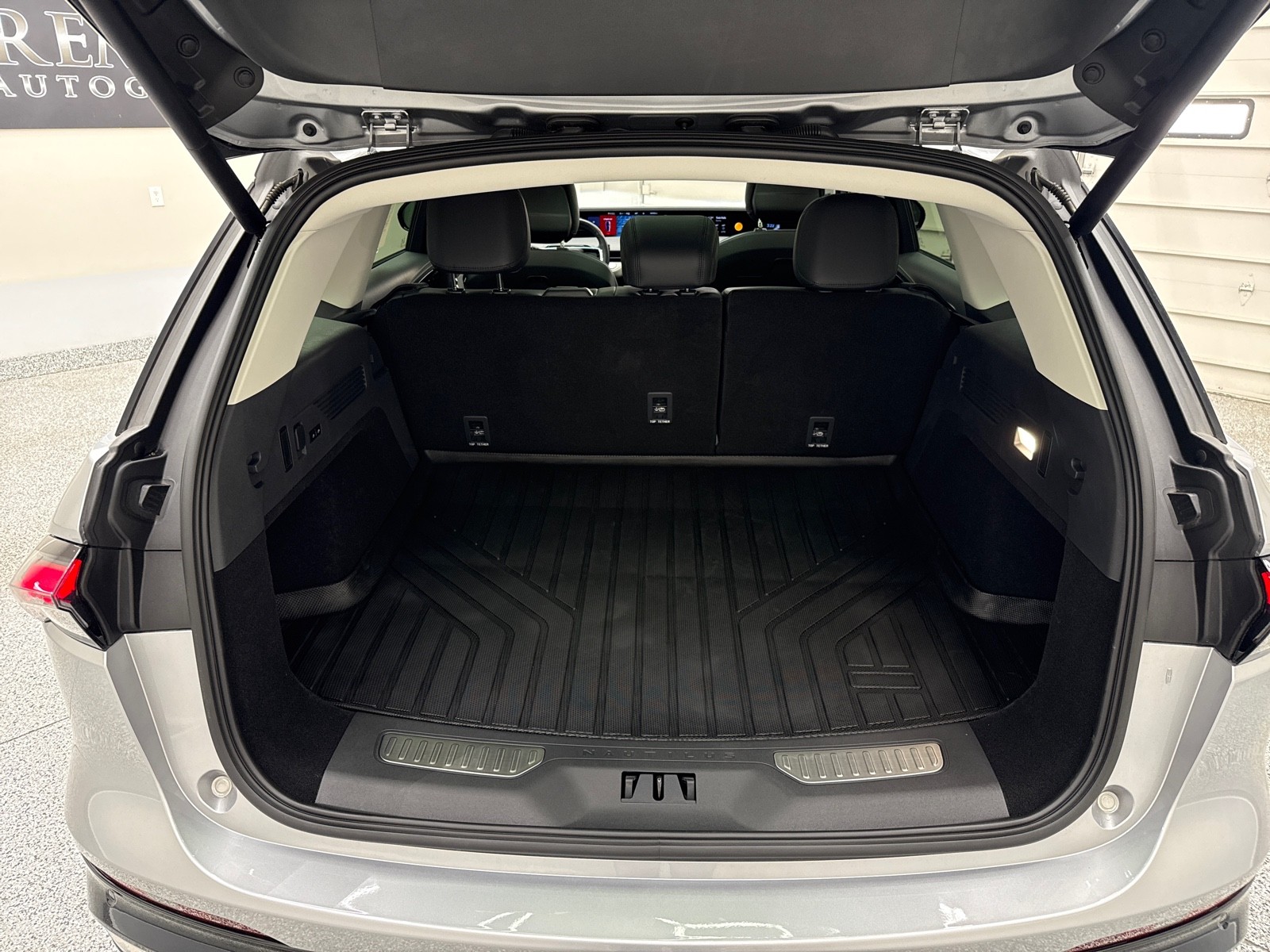 2024 Lincoln Nautilus Reserve - Photo 17